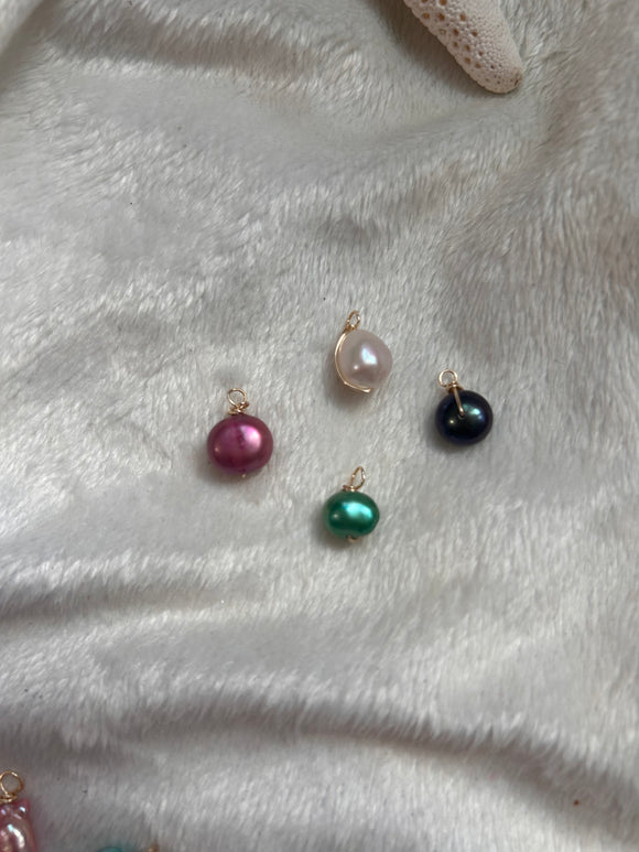 Freshwater pearls charm 8mm