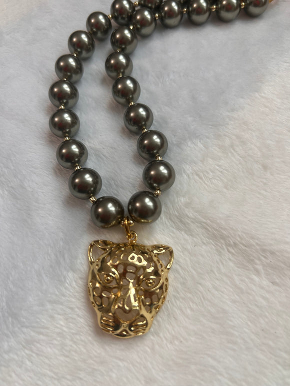 Wildlife necklace OofK