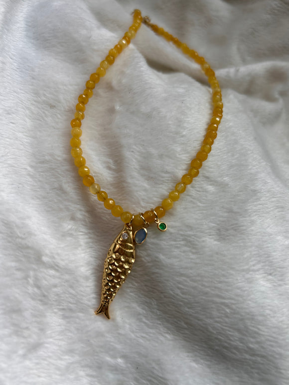 Yellow jade choker