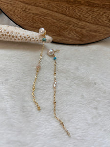 Waterfall pearly studs