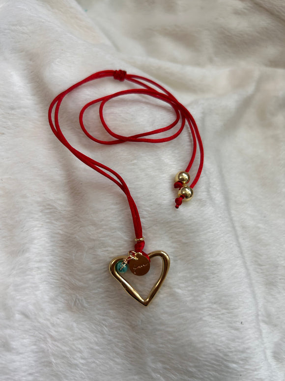 Corazoncito necklace