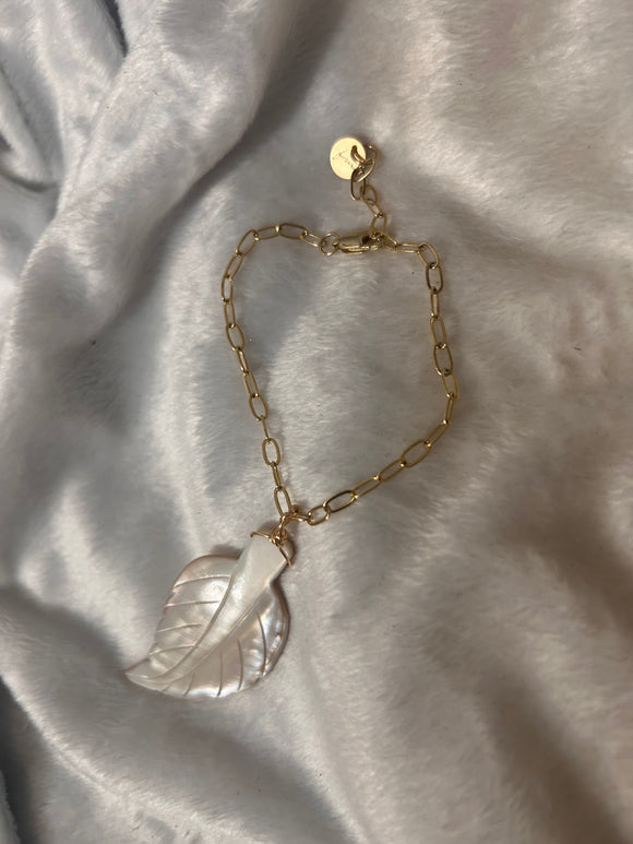 La hoja bracelet