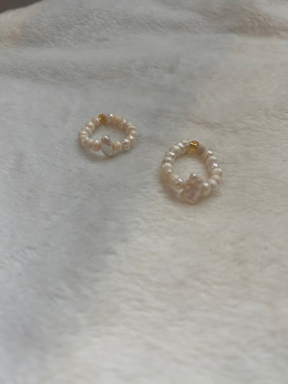 Freshwater elastic rings