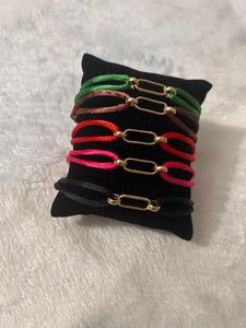 Everyday golden bracelets