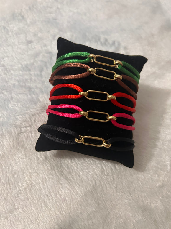 Everyday golden bracelets