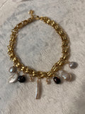 Perfect pearly choker