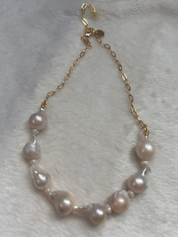 Baroque OofK necklace