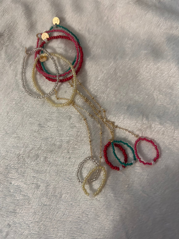 Elastic hand chains