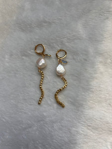 Fabiola little hoops