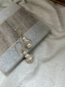 Ook pearly earrings