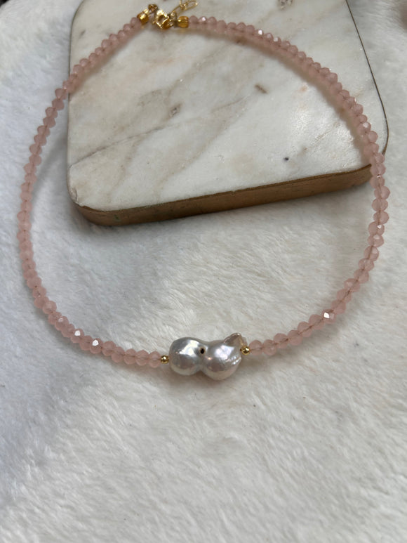 Soft pink oofk choker