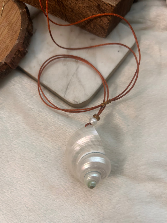 OofK chunky Shell choker