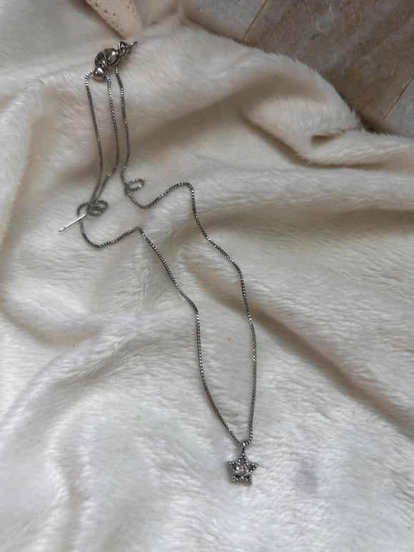 Star silver necklace