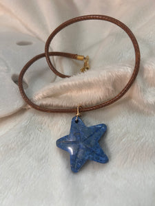 Stone starfish choker