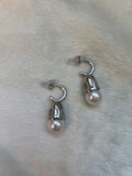 Pearl falling hoops