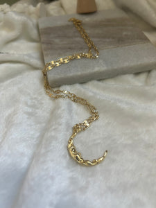 Moon face necklace