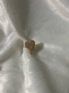 Shiny heart ring